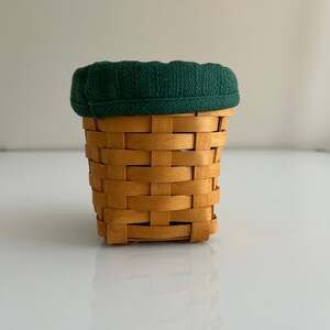 Longaberger 2020 Handwoven Little Basket: Green Fabric Liner & Plastic Protector
